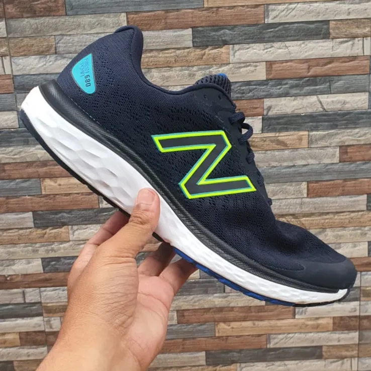 Harga sepatu hotsell new balance 680